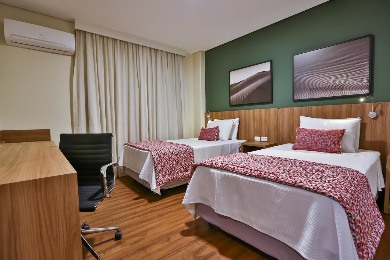 คอมฟอร์ท โฮเทล โมจี กัวคู Hotel โมจิ-กัวซู ภายนอก รูปภาพ